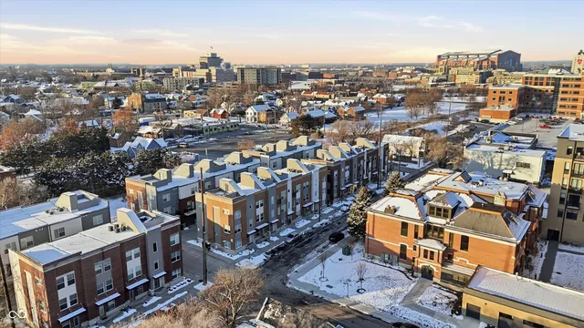 $425,000 | 737 Switchyard Place, Indianapolis, IN 46202