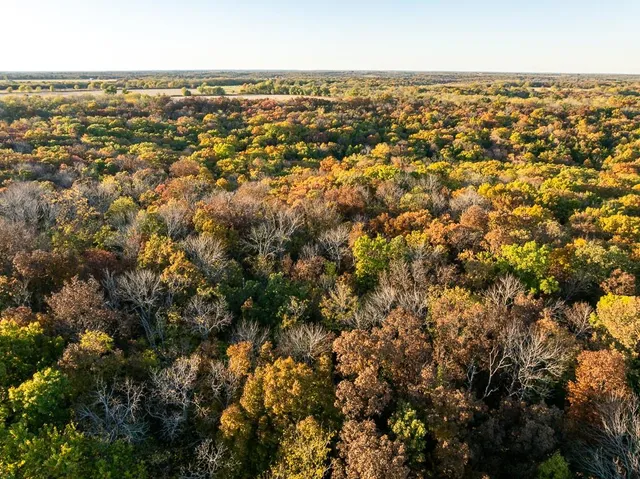 $885,000 | 6675 Irwin Road, Blue Mound, KS 66010