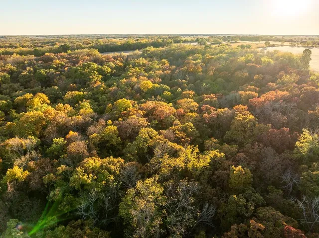 $885,000 | 6675 Irwin Road, Blue Mound, KS 66010