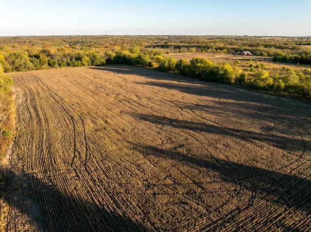 $885,000 | 6675 Irwin Road, Blue Mound, KS 66010