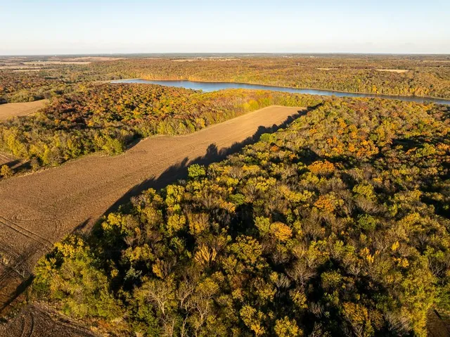 $885,000 | 6675 Irwin Road, Blue Mound, KS 66010