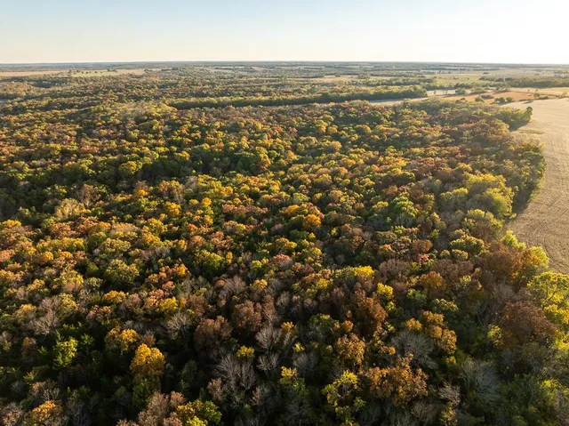 $885,000 | 6675 Irwin Road, Blue Mound, KS 66010