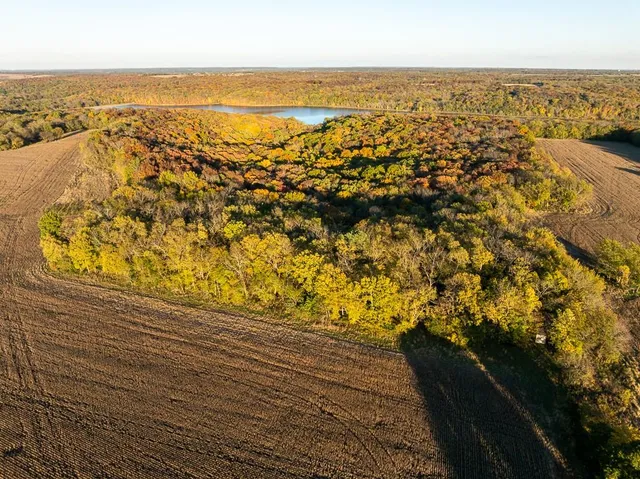 $885,000 | 6675 Irwin Road, Blue Mound, KS 66010