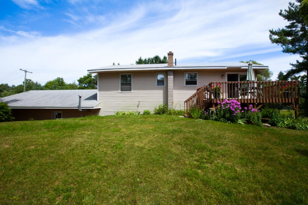 1191 West Tyler Road Muskegon, MI 49445 - Photo 21 of 23 Back 1