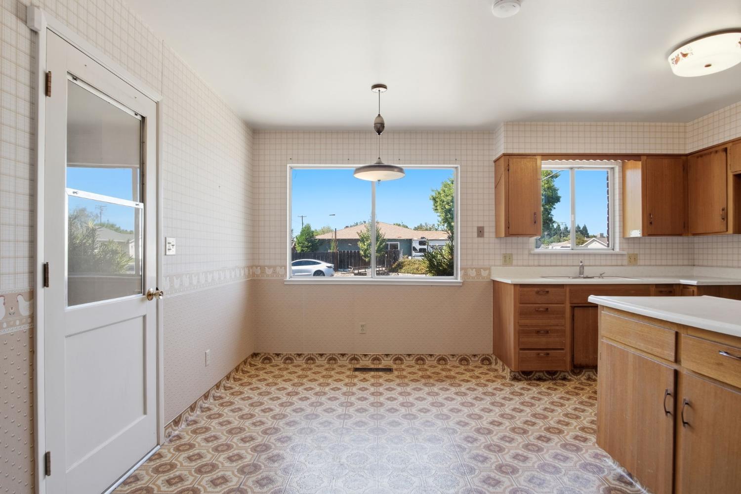 630 North Quincy Road Turlock, CA 95380 - Photo 11 of 41 Gallery Image 11