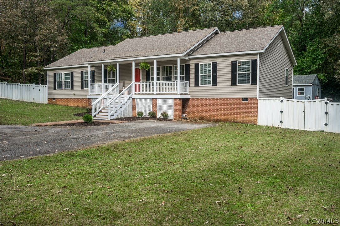 2720 Beaverrun Road Powhatan, VA 23139 - Photo 2 of 35 Gallery Image 2