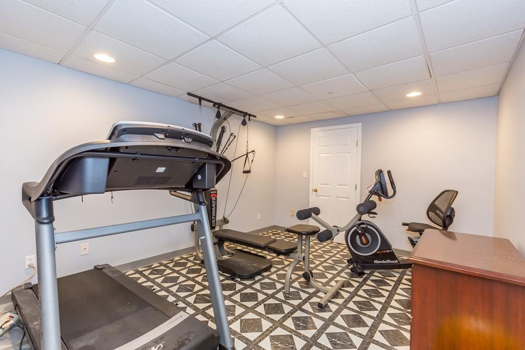 11 Knoll Road Dracut, MA 01826 - Photo 36 of 39 Gallery Image 36
