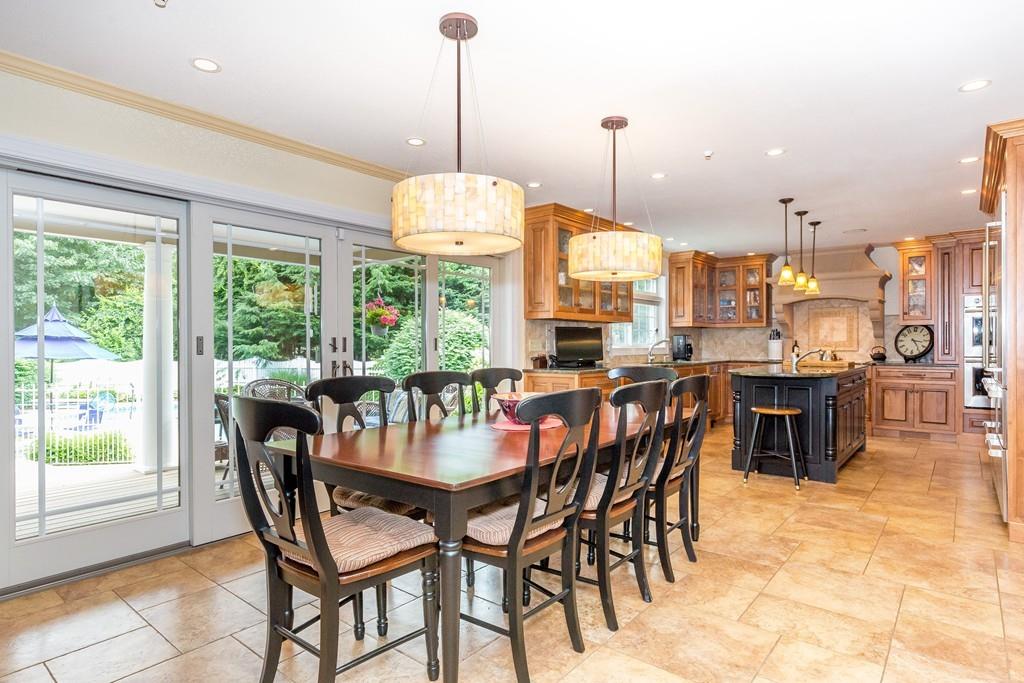 11 Knoll Road Dracut, MA 01826 - Photo 9 of 39 Gallery Image 9