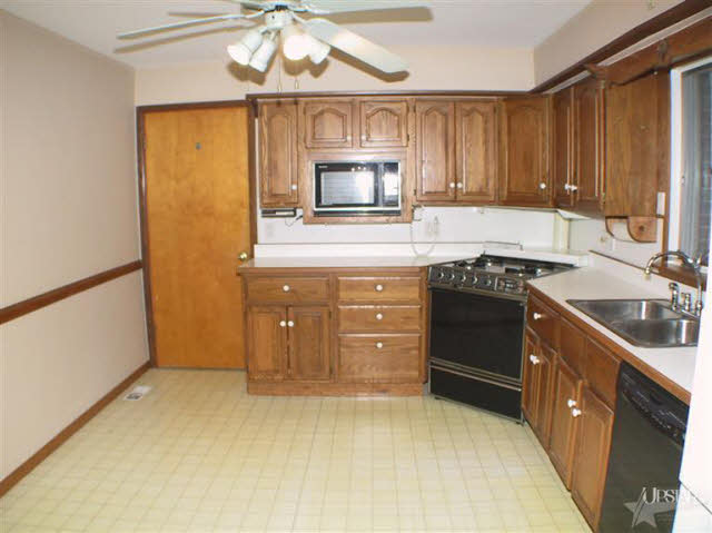 6319 West Hills Road Fort Wayne, IN 46804 - Photo 5 of 20 Gallery Image 5