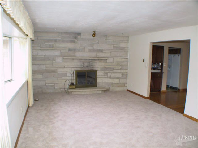 6319 West Hills Road Fort Wayne, IN 46804 - Photo 8 of 20 Gallery Image 8