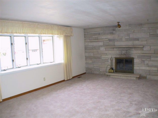 6319 West Hills Road Fort Wayne, IN 46804 - Photo 9 of 20 Gallery Image 9