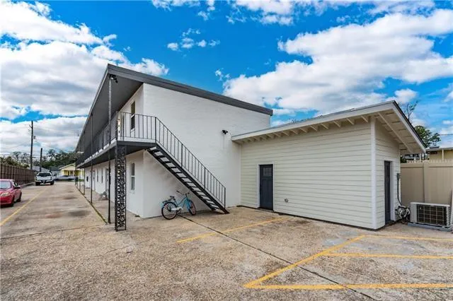$1,050 | 529 Central Avenue, Unit 5, Jefferson, LA 70121