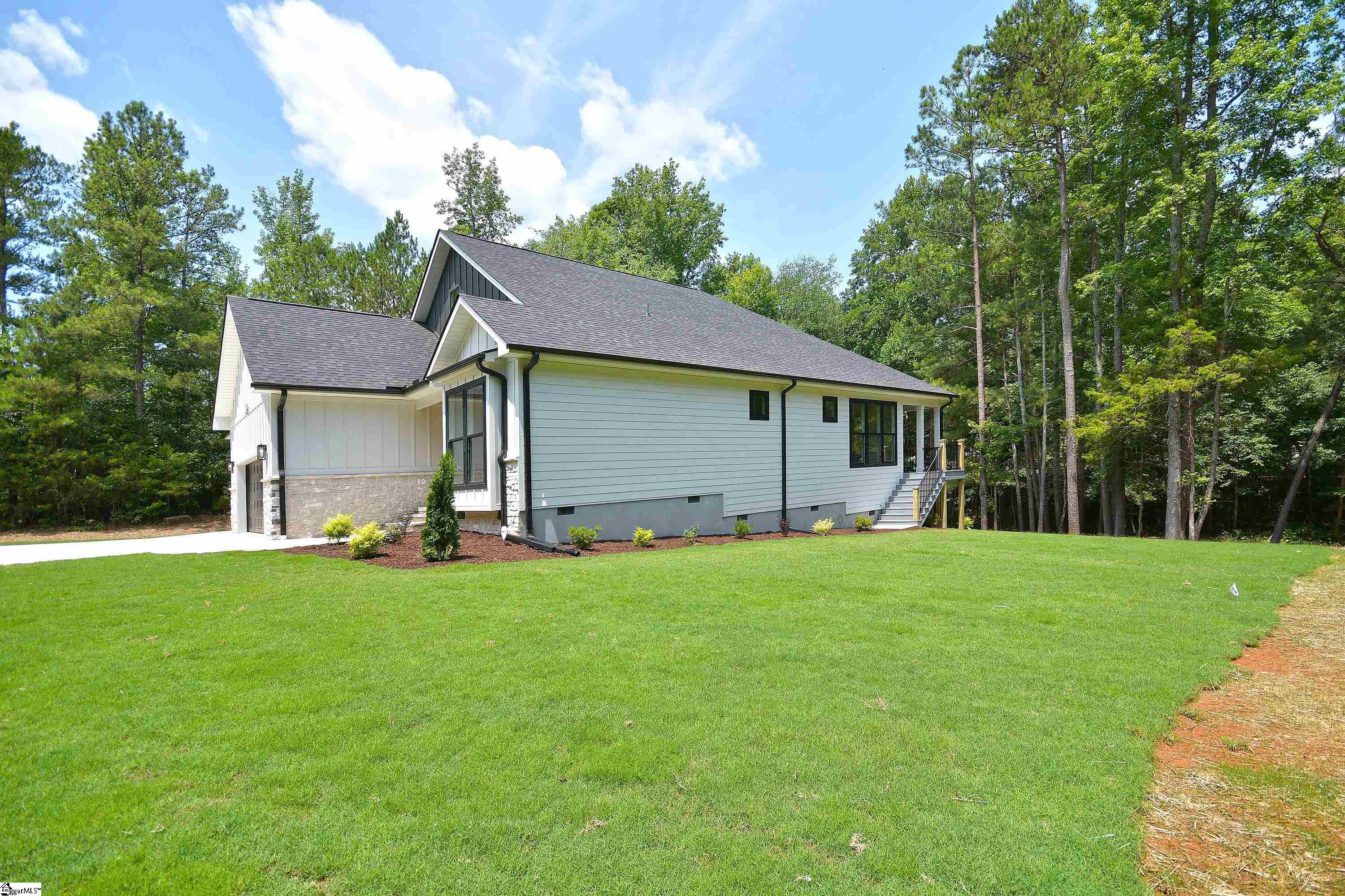 719 Pinson Farm Road Belton, SC 29627 - Photo 7 of 37