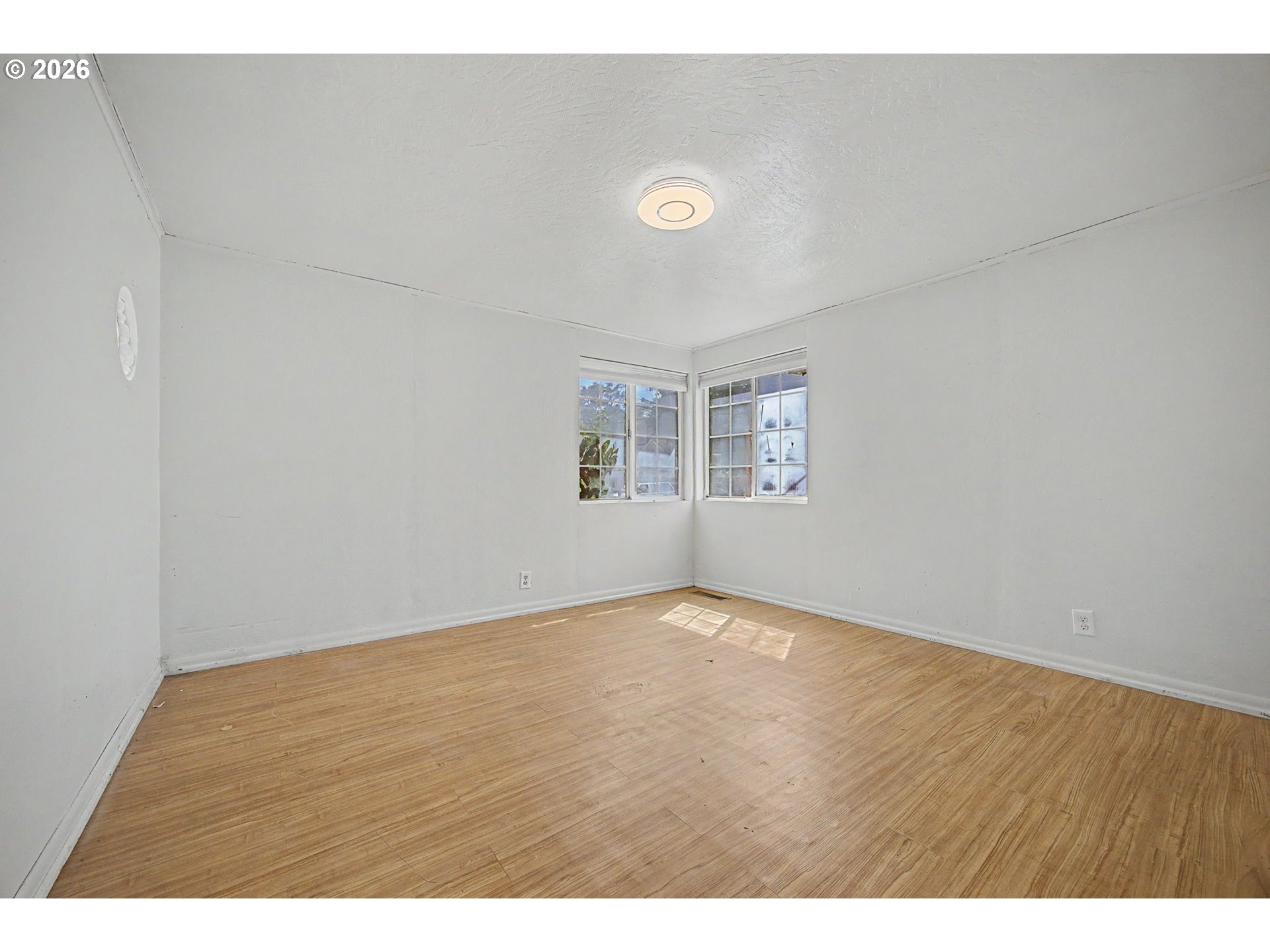 7441 Southeast Rural Street Portland, OR 97206 - Photo 19 of 47 Bedroom
