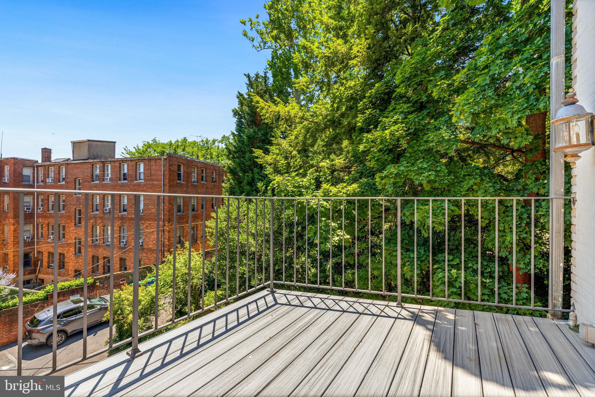 3044 Cambridge Place Northwest Washington, DC 20007 - Photo 15 of 22