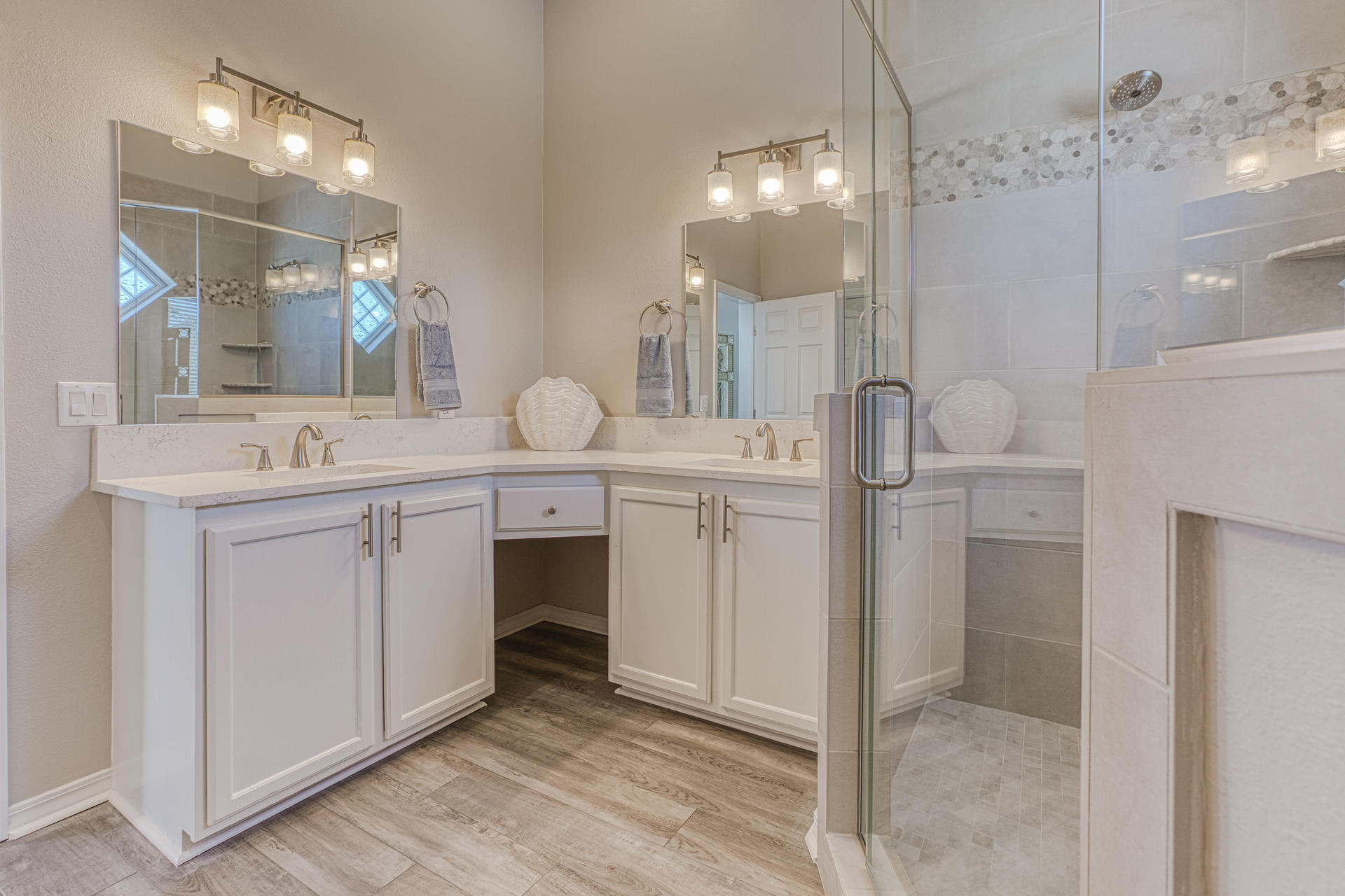 4583 Luke Avenue Destin, FL 32541 - Photo 45 of 86 Bathroom 5