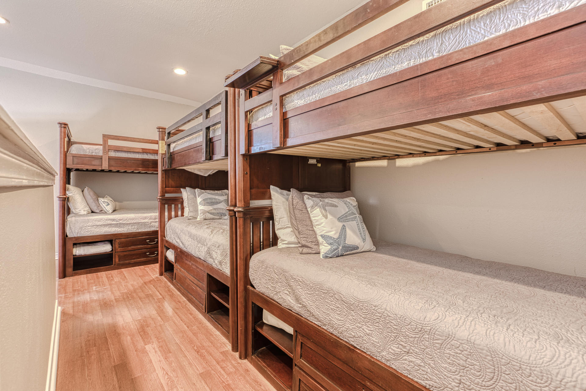 4583 Luke Avenue Destin, FL 32541 - Photo 46 of 86 bedroom 6