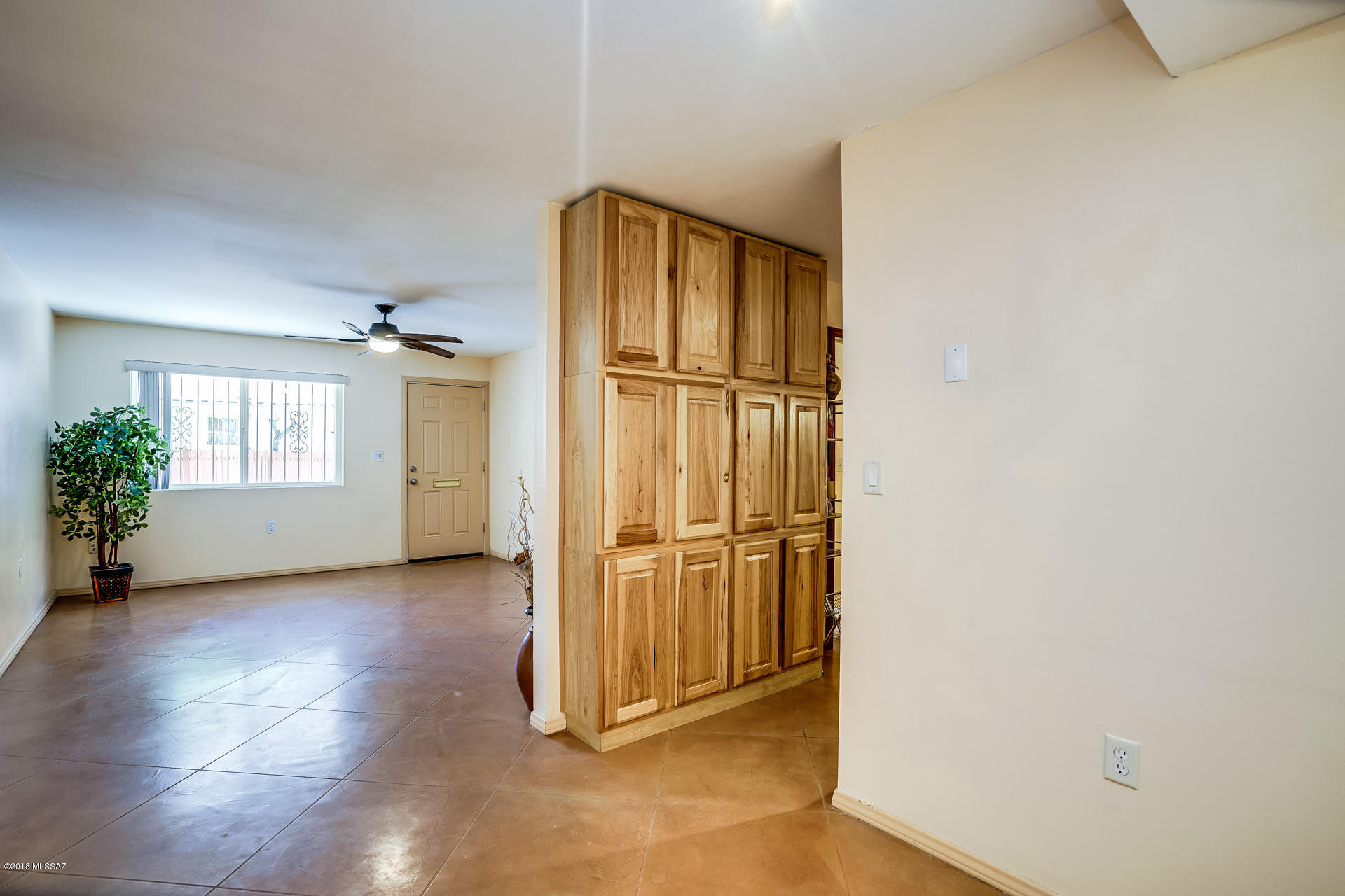 388 North Silverbell Road Tucson, AZ 85745 - Photo 8 of 29 Gallery Image 8