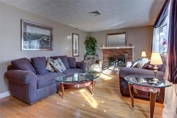 103 Wilmington Road Burlington, MA 01803 - Photo 2 of 26 Gallery Image 2