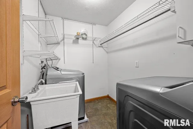 $239,000 | 304 7th Street, Hampton, IL 61256