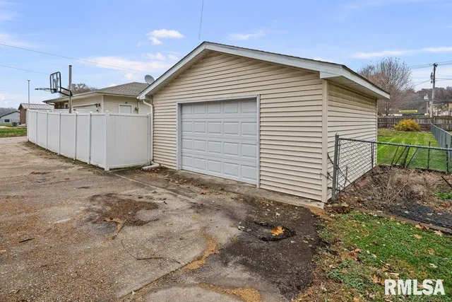 $239,000 | 304 7th Street, Hampton, IL 61256