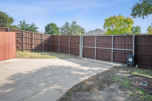 $450,000 | 2008 Devin Lane, Lewisville, TX 75067