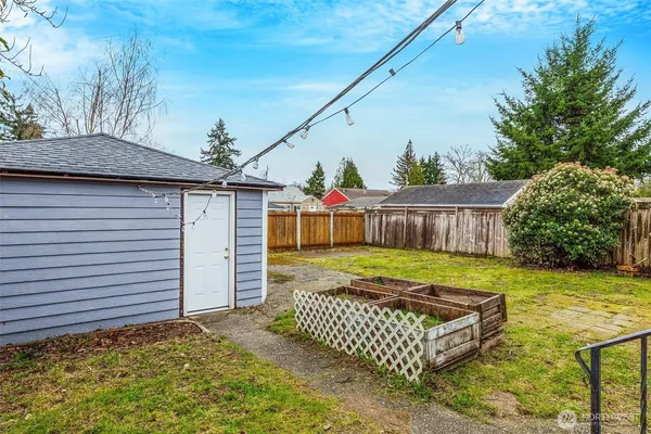$362,000 | 7209 South Bell Street, Tacoma, WA 98408