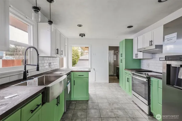 $362,000 | 7209 South Bell Street, Tacoma, WA 98408