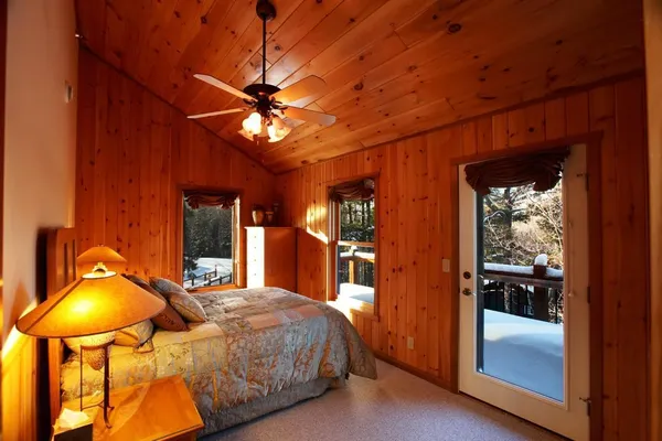 $1,985,500 | 2713 Burntside Lake Road, Ely, MN 55731