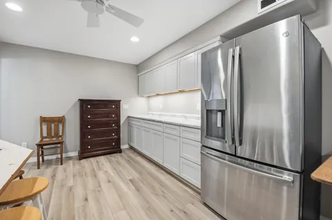 $529,900 | N29W22090 Kathryn Court, Pewaukee, WI 53186