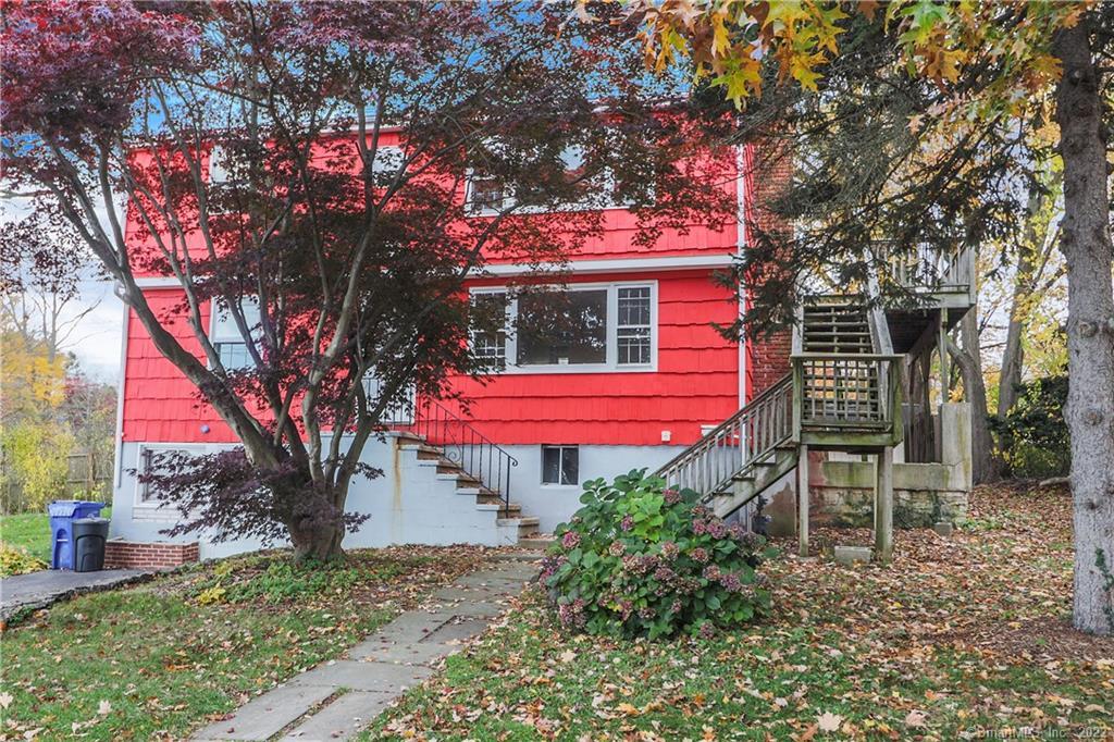 32 Deerfield Street, Unit 1 Norwalk, CT 06854 - Photo 1 of 1