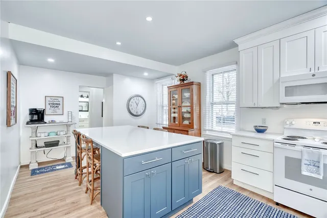 $670,000 | 46 East Avenue, Naples, NY 14512