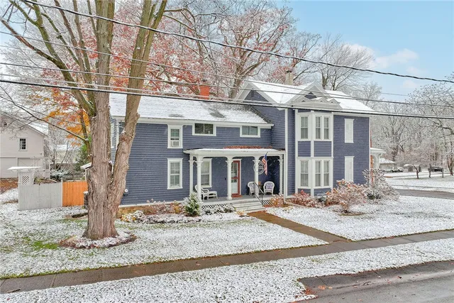 $670,000 | 46 East Avenue, Naples, NY 14512