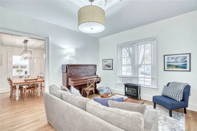 $670,000 | 46 East Avenue, Naples, NY 14512