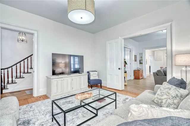 $670,000 | 46 East Avenue, Naples, NY 14512