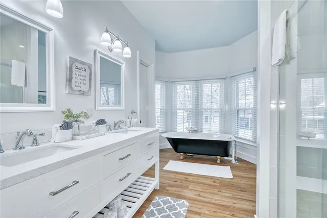 $670,000 | 46 East Avenue, Naples, NY 14512