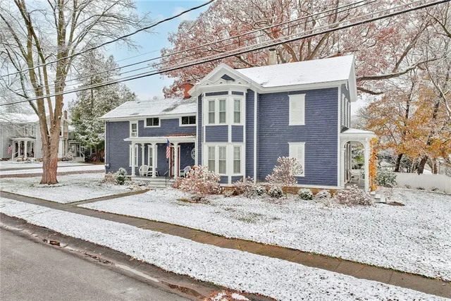 $670,000 | 46 East Avenue, Naples, NY 14512