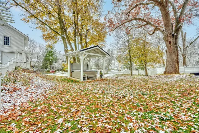 $670,000 | 46 East Avenue, Naples, NY 14512