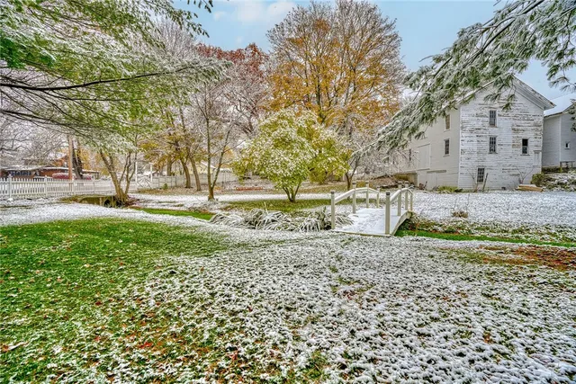 $670,000 | 46 East Avenue, Naples, NY 14512