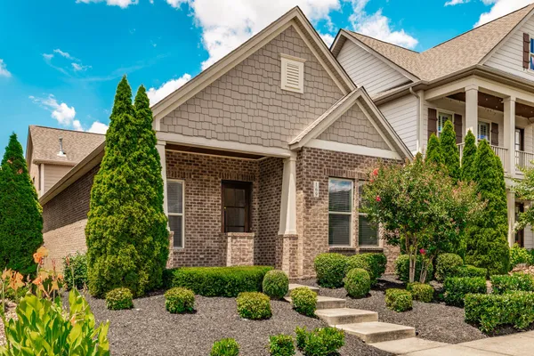 $445,000 | 169 Ashcrest Point, Hendersonville, TN 37075