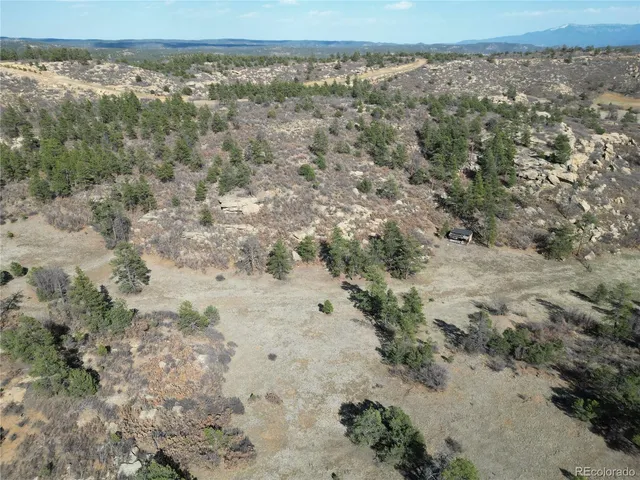 a view of an outdoor space with a lake view