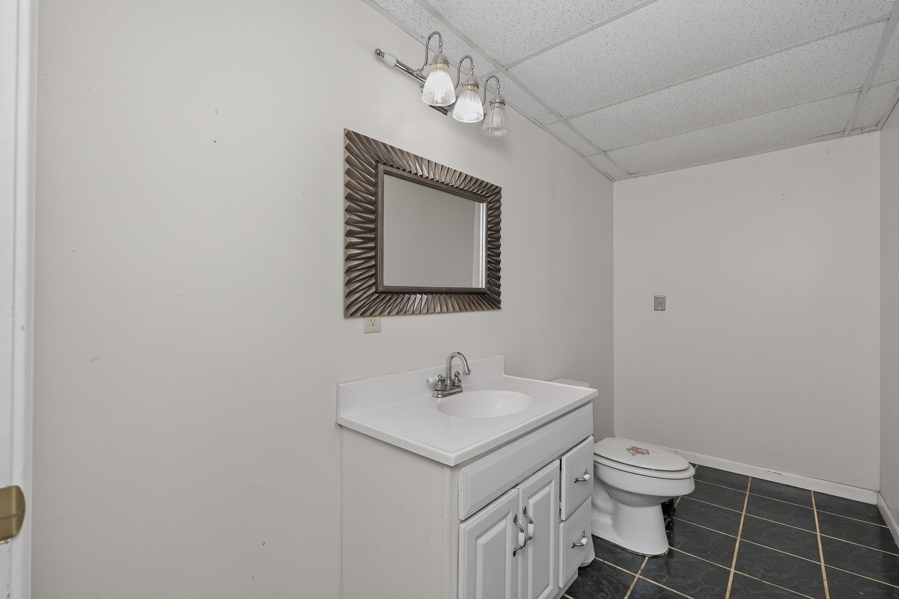 7501 Roxbury Court Florence, KY 41042 - Photo 24 of 35 Roxbury-32