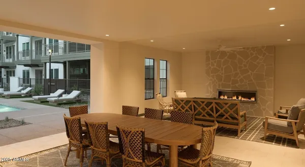 $2,502 | 98 South River Drive, Unit B3, Tempe, AZ 85288