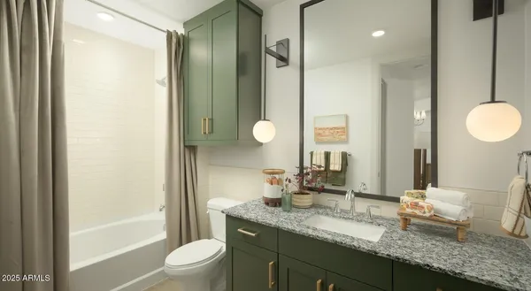 $2,502 | 98 South River Drive, Unit B3, Tempe, AZ 85288