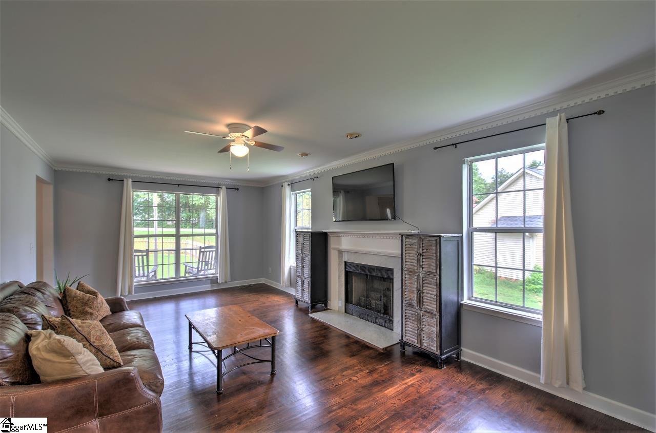 1525 Henderson Gap Road Greer, SC 29650 - Photo 13 of 36