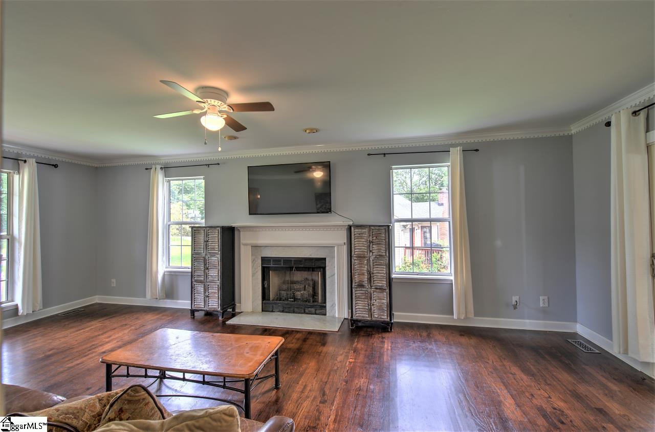 1525 Henderson Gap Road Greer, SC 29650 - Photo 14 of 36