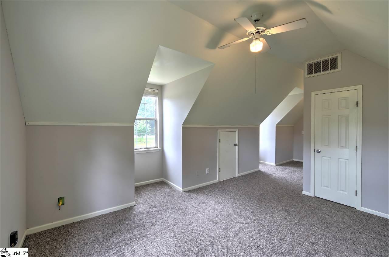 1525 Henderson Gap Road Greer, SC 29650 - Photo 26 of 36