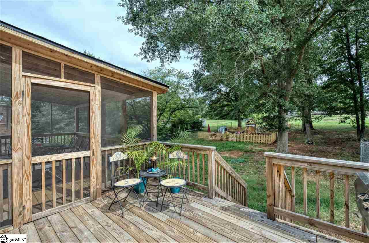1525 Henderson Gap Road Greer, SC 29650 - Photo 30 of 36