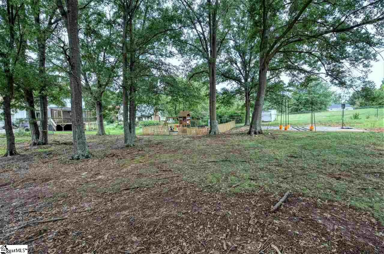 1525 Henderson Gap Road Greer, SC 29650 - Photo 35 of 36
