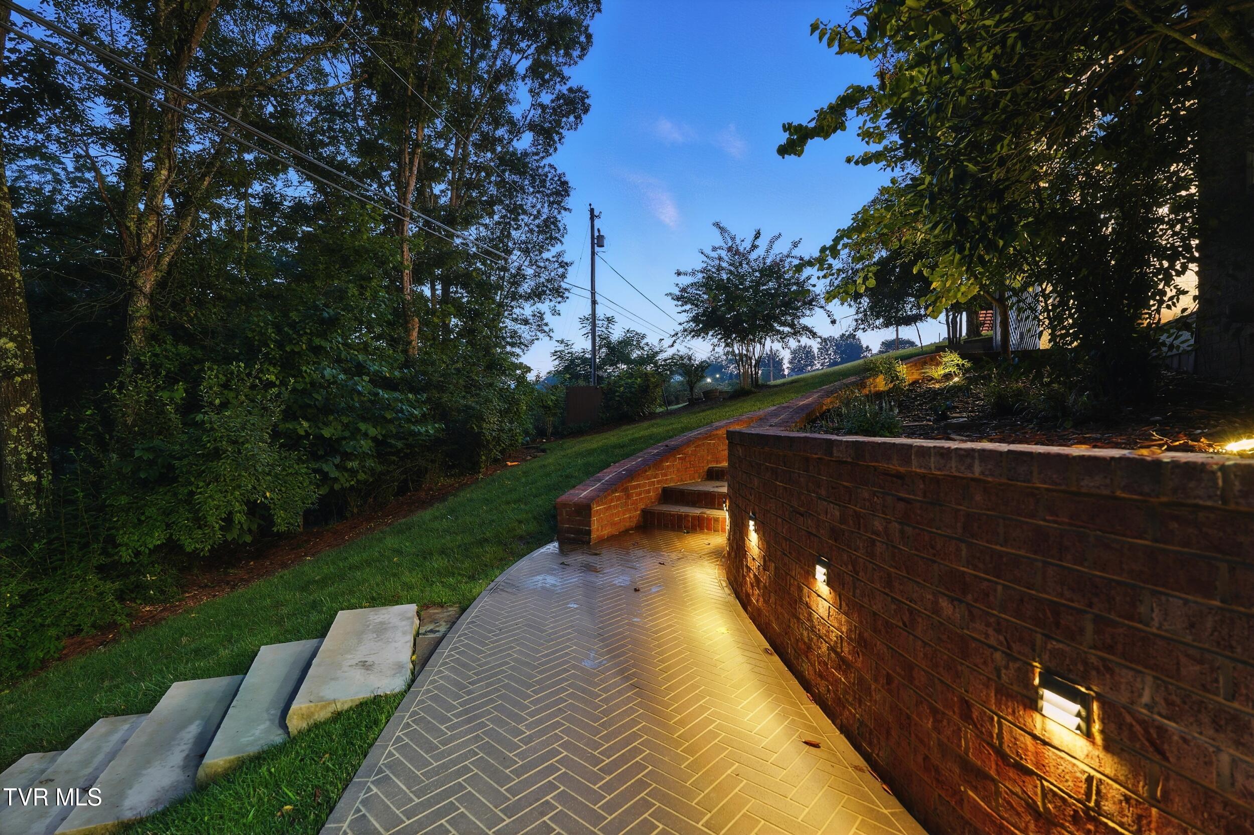 266 Mark Street Gate City, VA 24251 - Photo 88 of 111 15_dsc02268